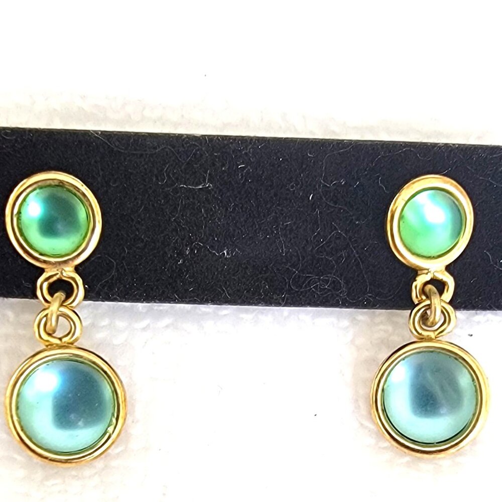 GLOWING GLASS CABOCHON GOLD TONE POST DANGLE EARRINGS NEW